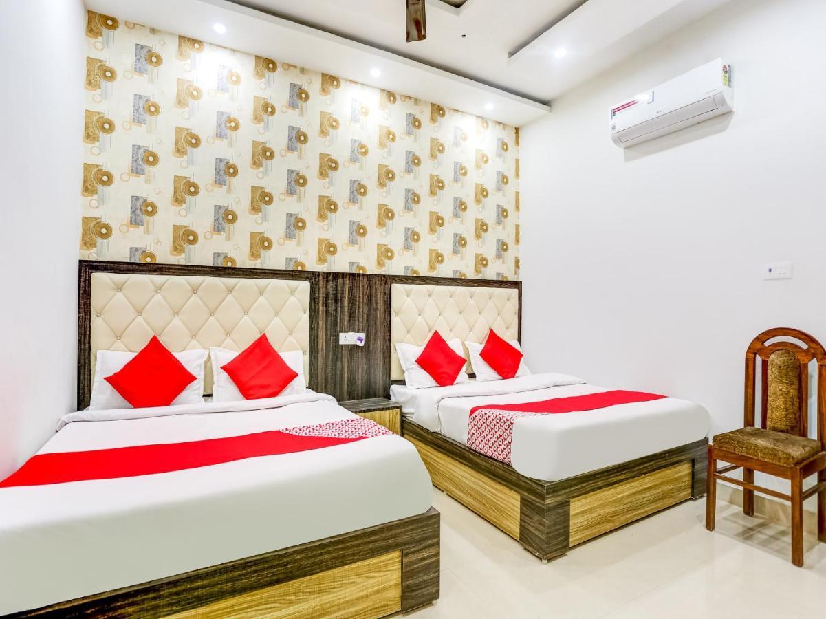 Oyo 75850 Vishwanath Guest House Varanasi Exterior foto
