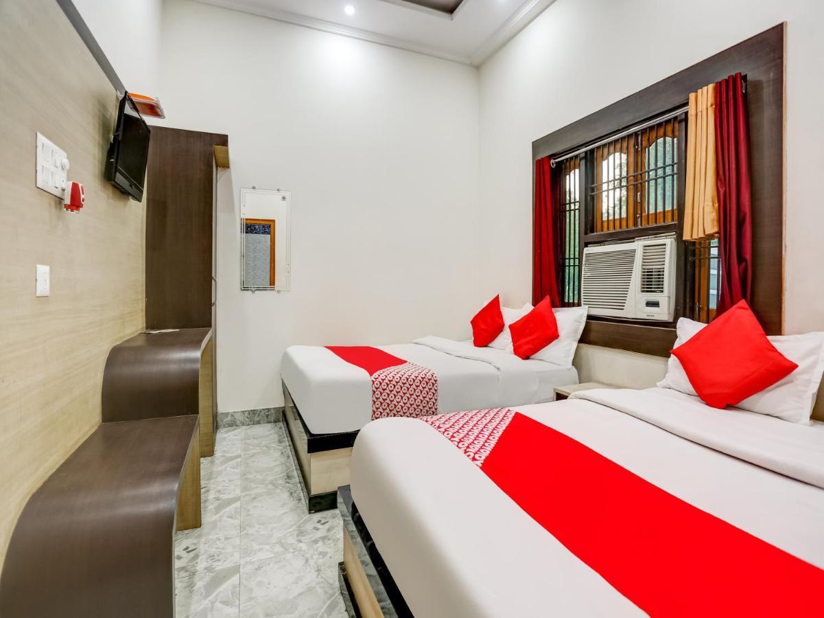 Oyo 75850 Vishwanath Guest House Varanasi Exterior foto