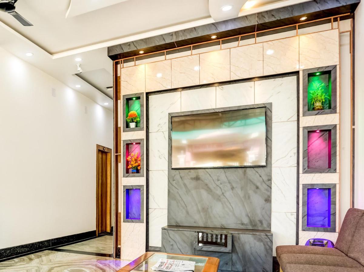 Oyo 75850 Vishwanath Guest House Varanasi Exterior foto